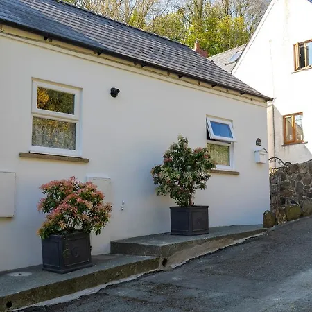 Rosebud Cottage Romantic Cottage For A Couple Fishguard Exterior photo